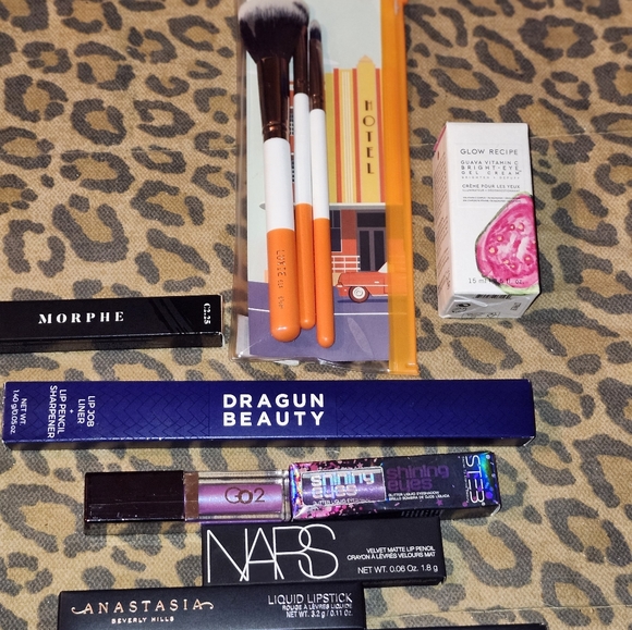 Mixed High - End Makeup & BrushSet 10Pc